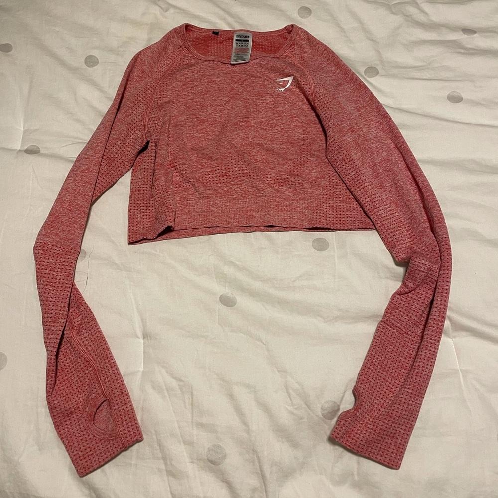 GYMSHARK LONG SLEEVE WORKOUT TOP